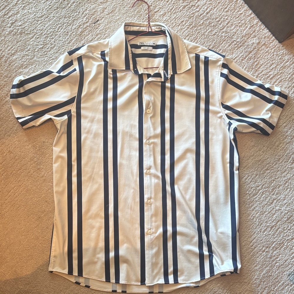 Zara Men's Casual White and Black Striped Shirt
